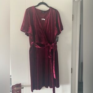 NWT faux wrap velvet dress deep pink 2X stretchy adjustable
